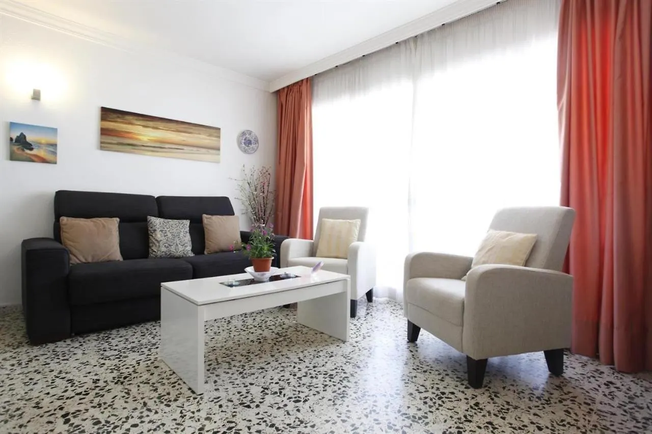 Apartamento Imperial 토레몰리노스 아파트